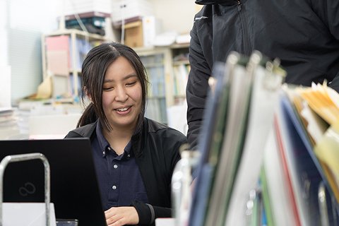 話す様子３